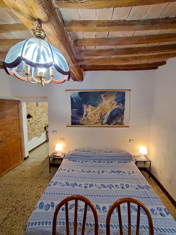 Casa Vicolo Delle Chiavi Apartment Poggibonsi Luaran gambar