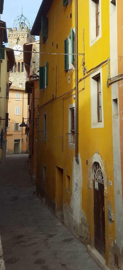 Casa Vicolo Delle Chiavi Apartment Poggibonsi Luaran gambar